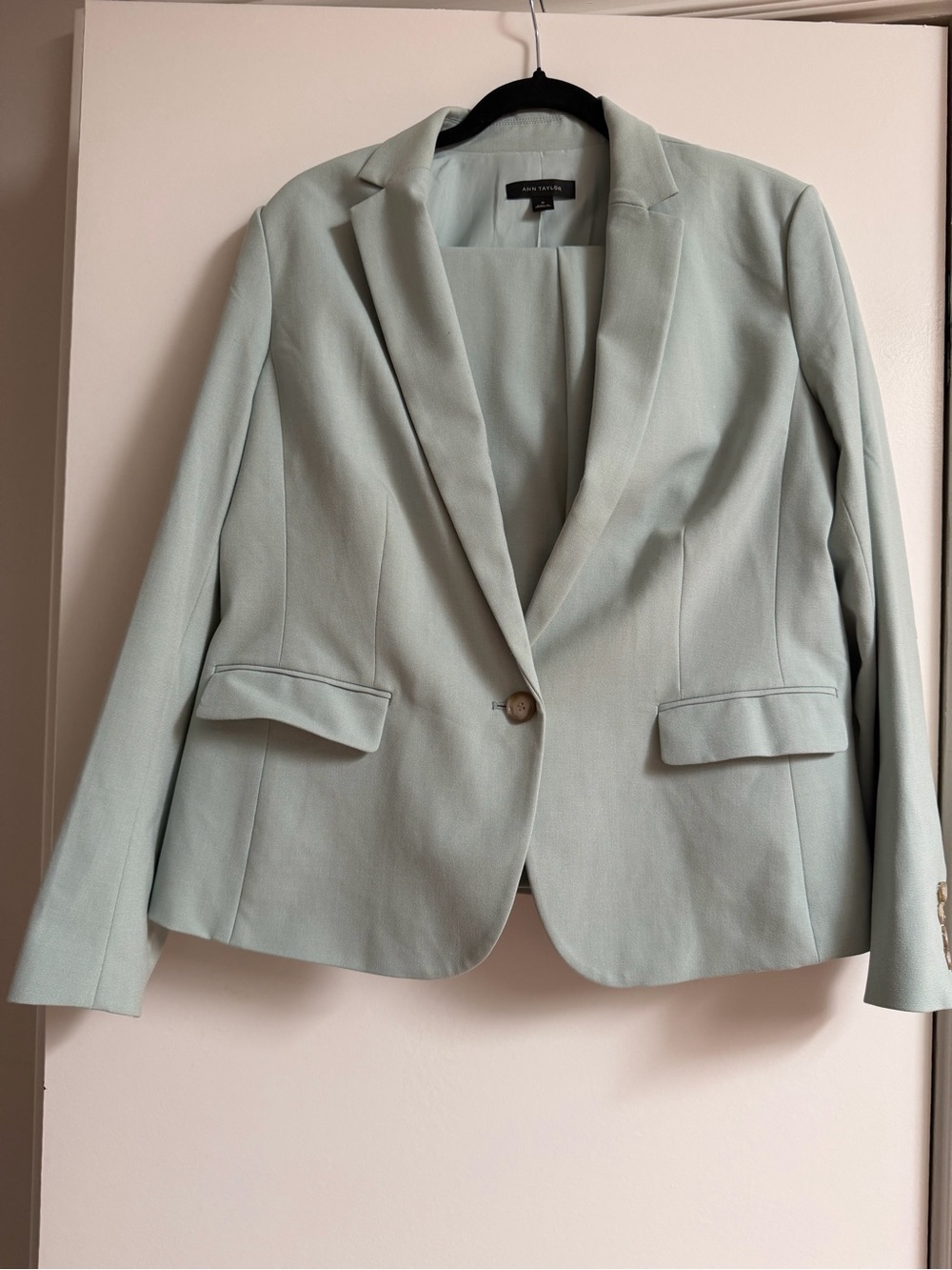 Ann Taylor Light Mint Single-Button Tailored Blazer
